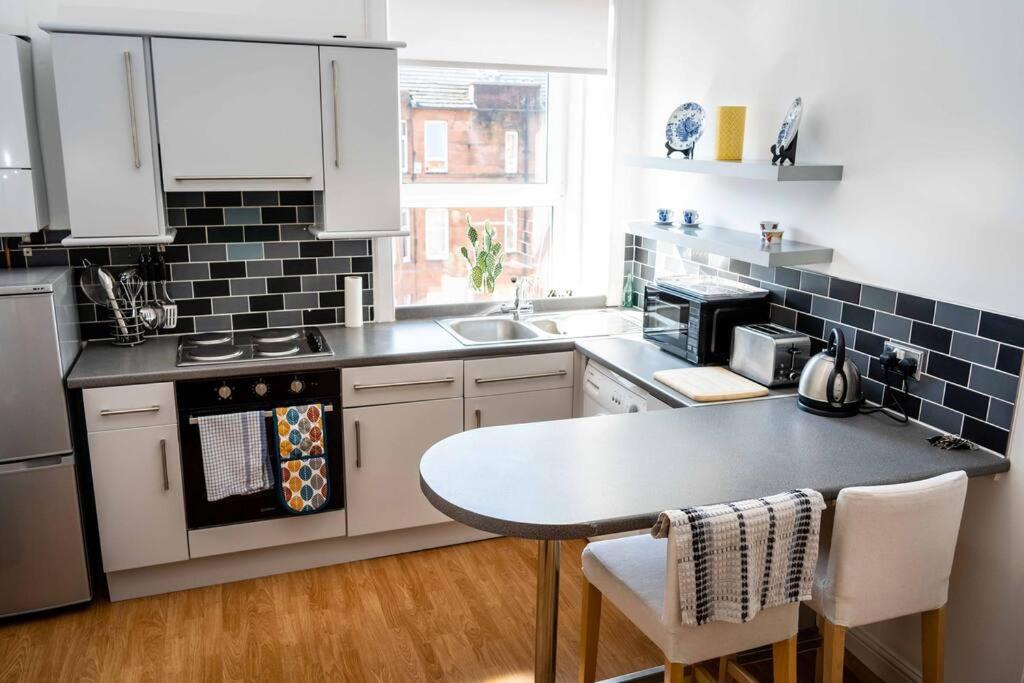 Charming 1-Bed Southside Flat In Great Location Apartment Glasgow Exterior photo